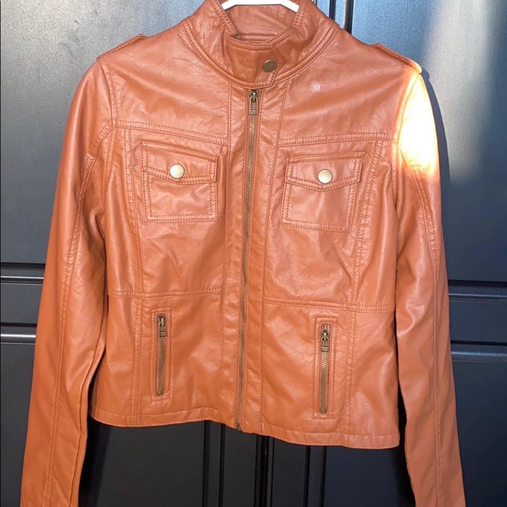 ✨Faux leather jacket✨